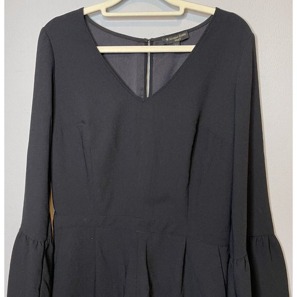 massimo fabbro Romper Size US 4 Small Black Long Bell Sleeve V Neck Pockets - Picture 4 of 7